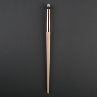 E34 Small Bullet Crease Brush