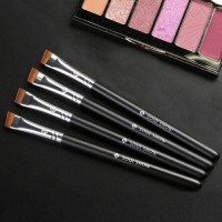 Sable Imitation Angled Eyebrow Brush
