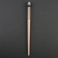 E32 Medium  Blending Brush