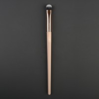 E38 Dome Flat  Eyeshadow brush