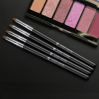 Concealer  Precision Brush SS001-20